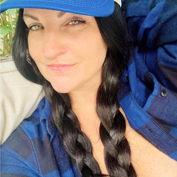 🌿🌸🌙✨🦋 @wildheartgypsy is LIVE NOW! Charlotte is LIVE—Come Shop My Style! 🦋✨🌙🌸🌿 - Picture 2 of 11